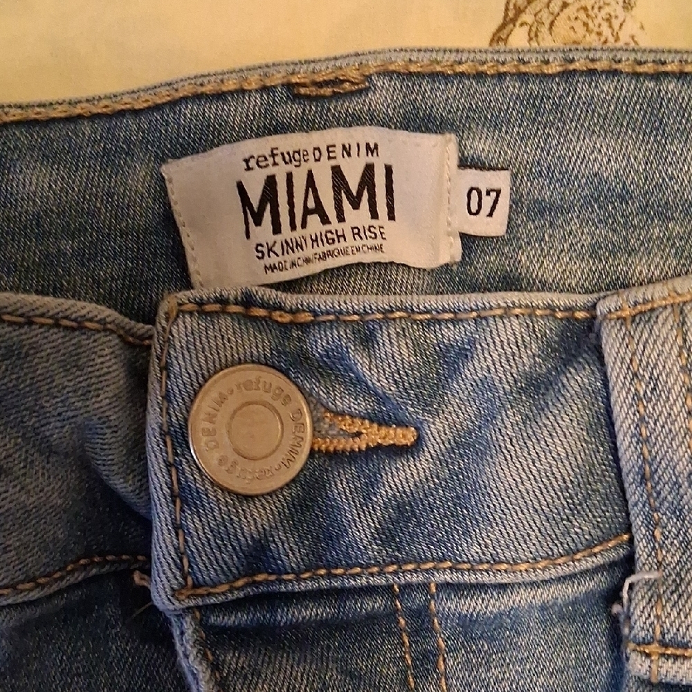 Refuge Distressed Light Blue Skinny Jeans – Size 7 💎🔥 - Picture 2 of 10